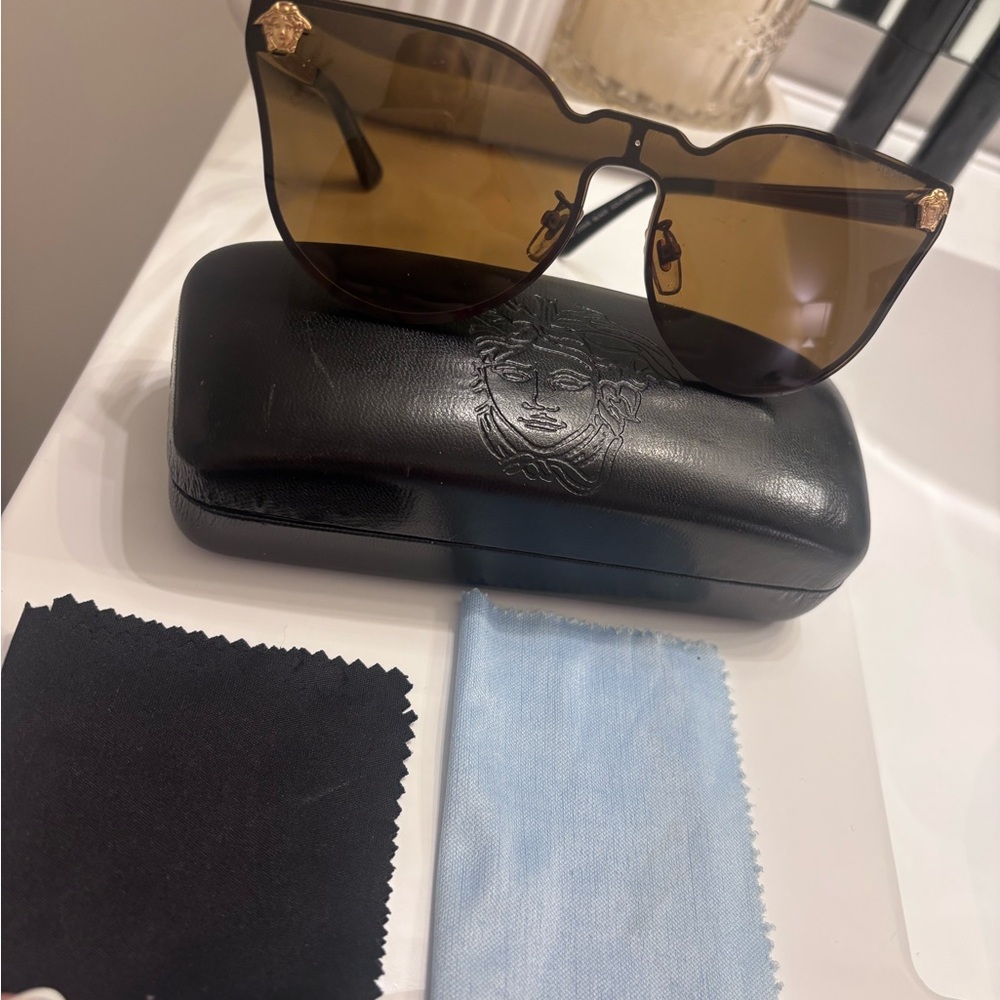 Versace Women's Brown Gradient Sunglasses with Gold Accents